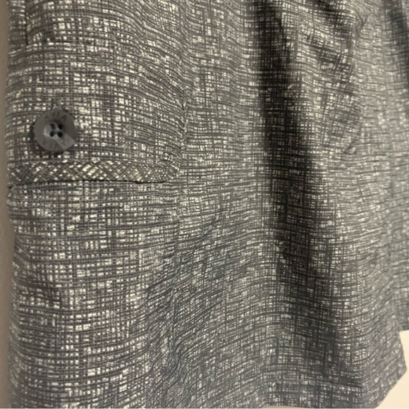 AVTA Dark Grey Athletic Skort Size M - Picture 8 of 10